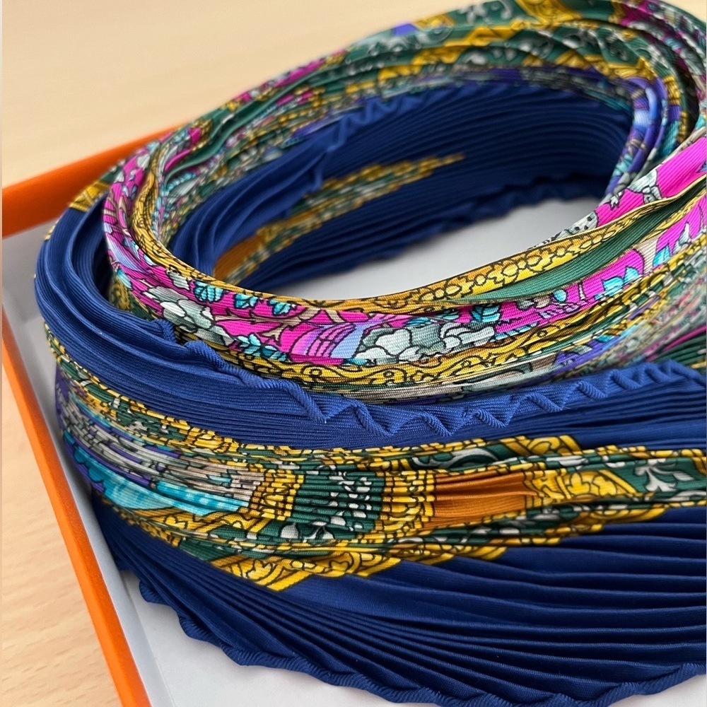Hermes Silk Plisse Pleated Qalamdan Scarf Catherine Baschet Box EUC Circa 1990 - Picture 4 of 16